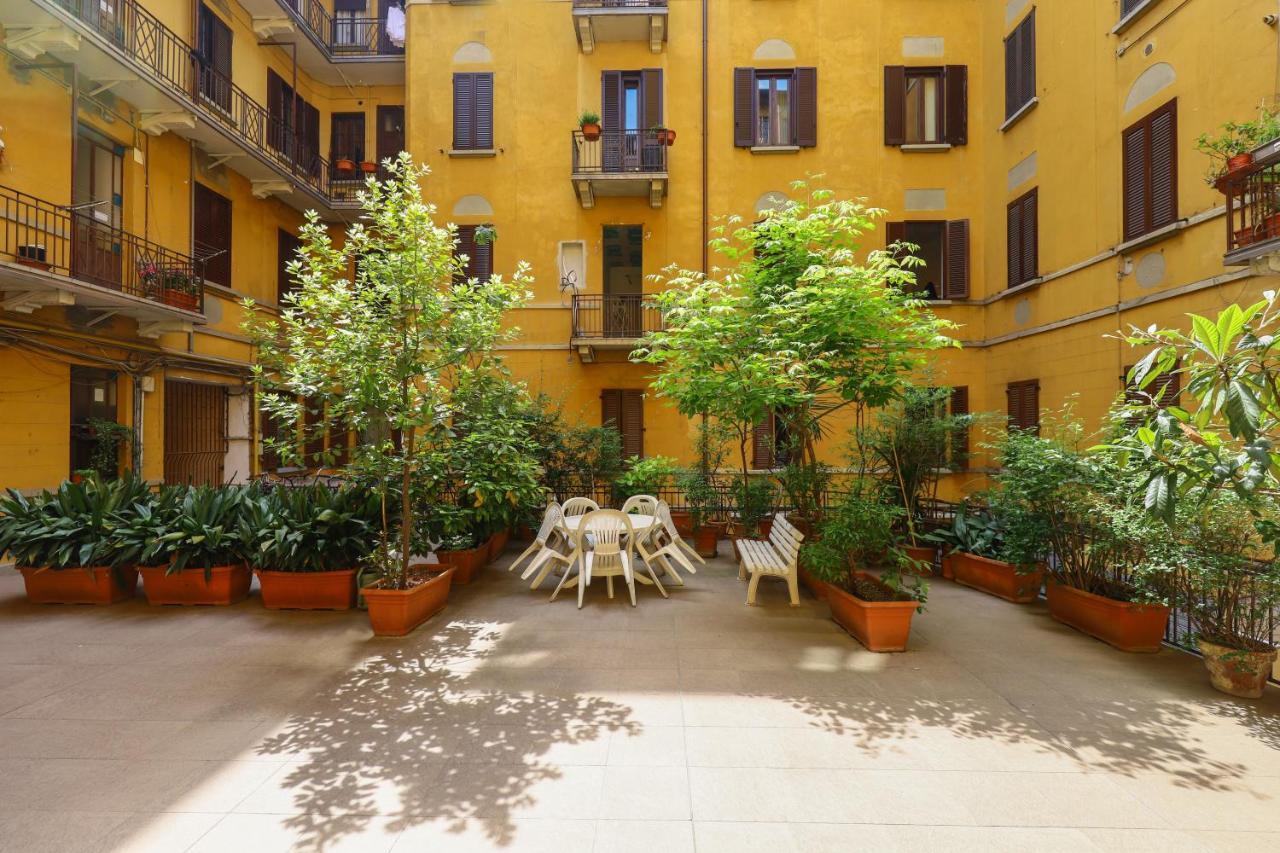Bed and Breakfast House Of Frames Milán Exterior foto